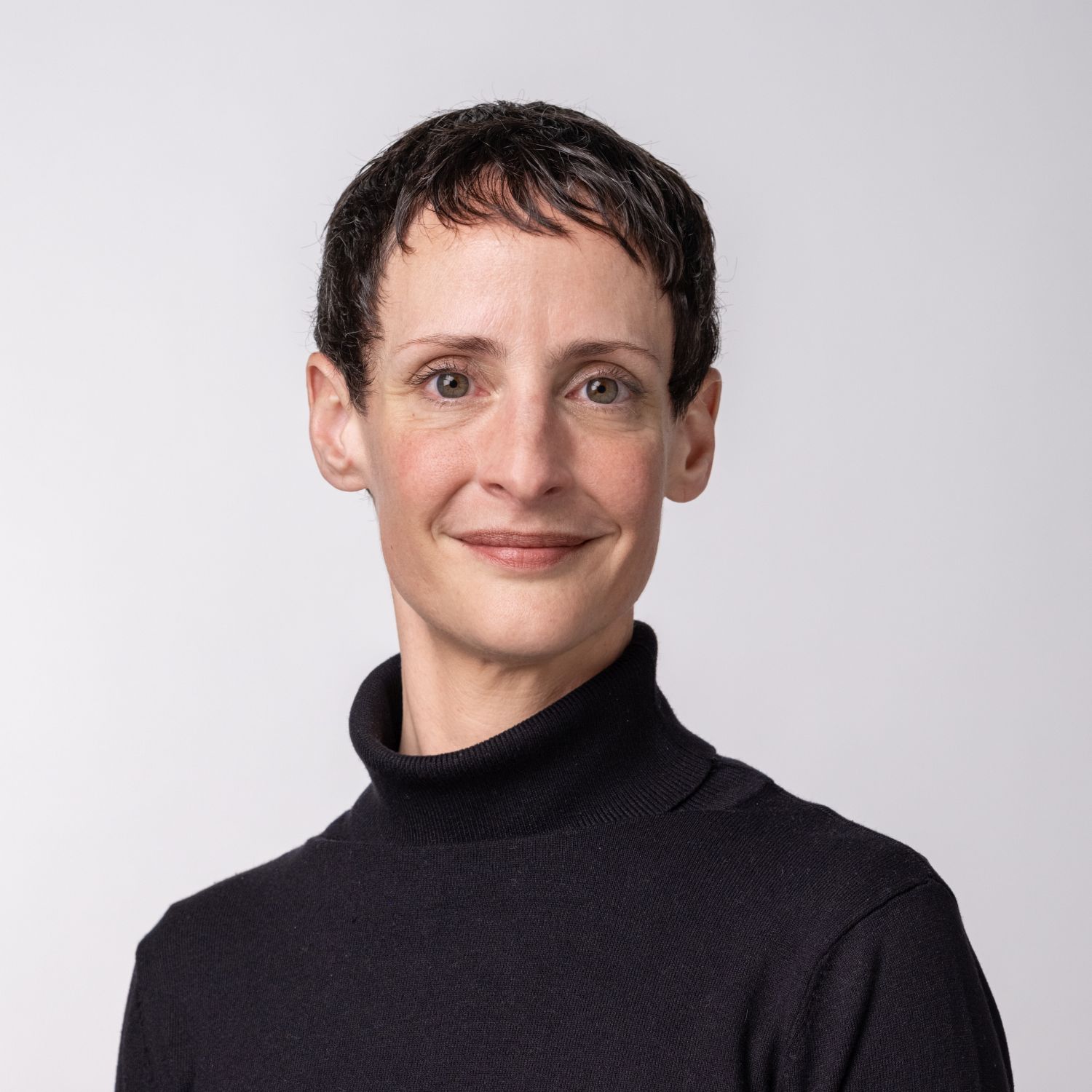 Dr. Fiona Siegenthaler 